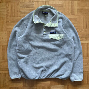 Patagonia Women's Lightweight Synchilla Snap-T Fleece Adult X-Small